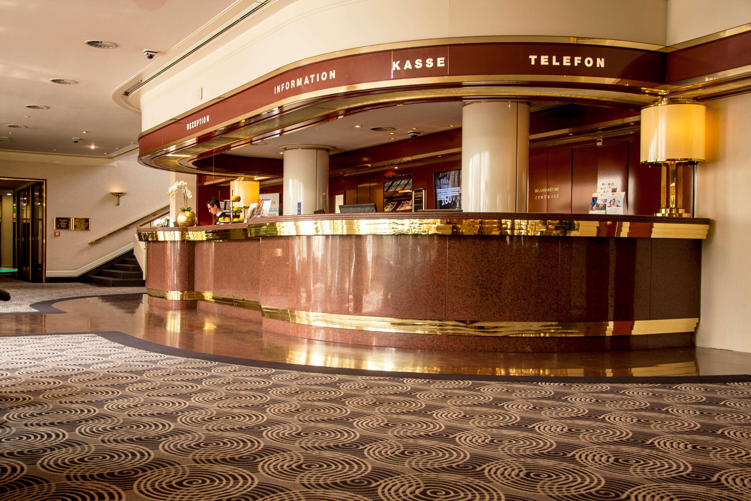 Best Western Plus Plaza Hotel Дармщат Екстериор снимка
